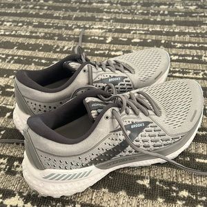Women’s Brooks Adrenaline